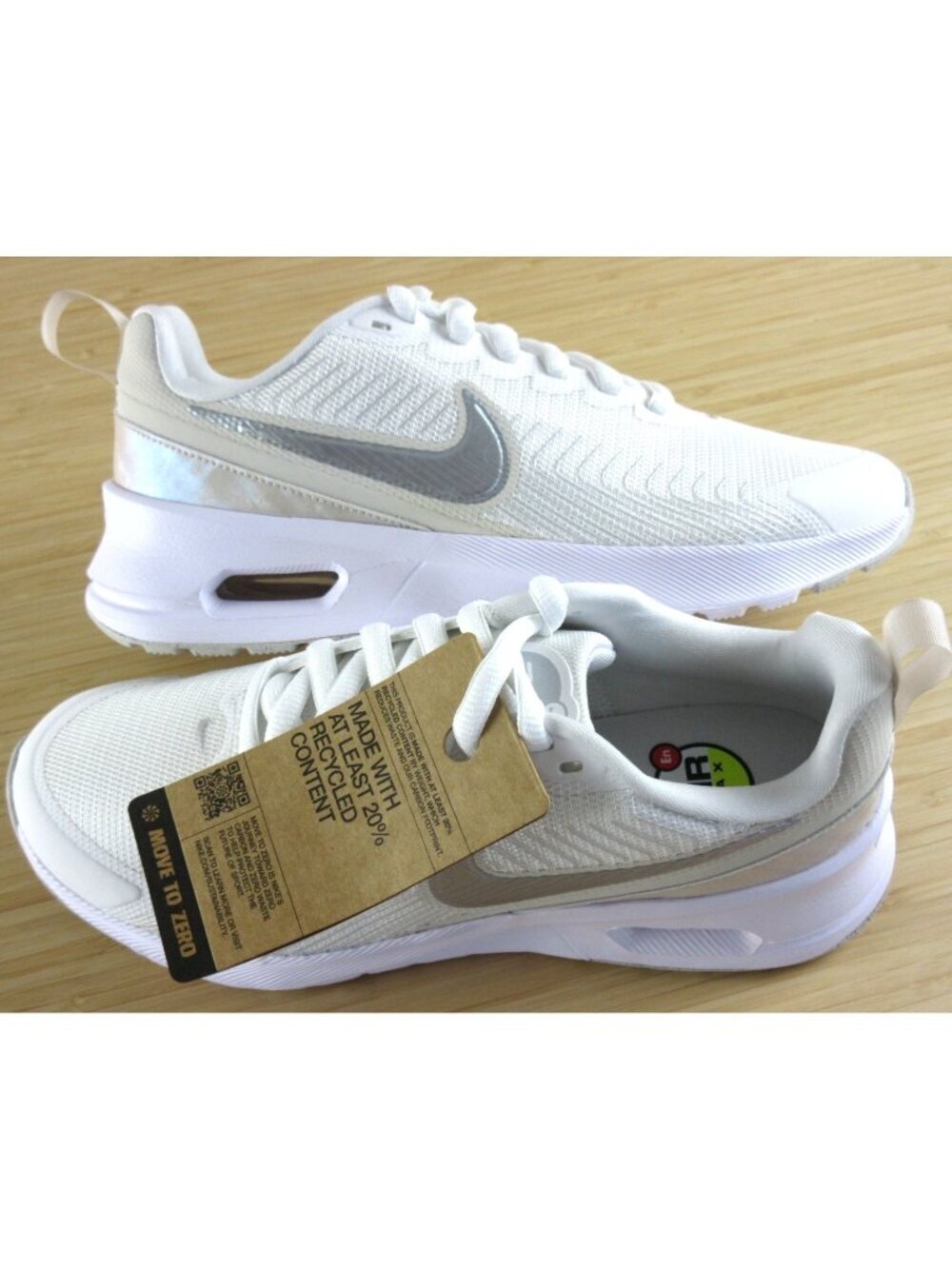 Nike Women's Air Max Nuaxis SE Running Training Shoes White Silver Sizes NIB - Picture 7 of 7